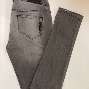 Grey Genetic Denim Skinny Jeans size 26.